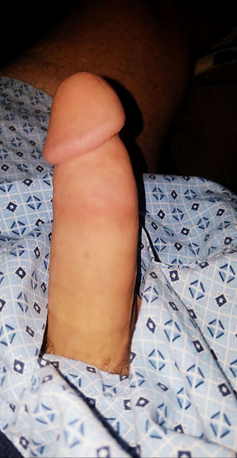 Need a couple of sweet honeys to bang with for a few days... just out of 16.5 yr marriage and was a loyal man. Now I'm ready for all that amazing strange pussy to come rolling to me. I'll take em all that's for sure, just me banging and fucking and learning ur ways