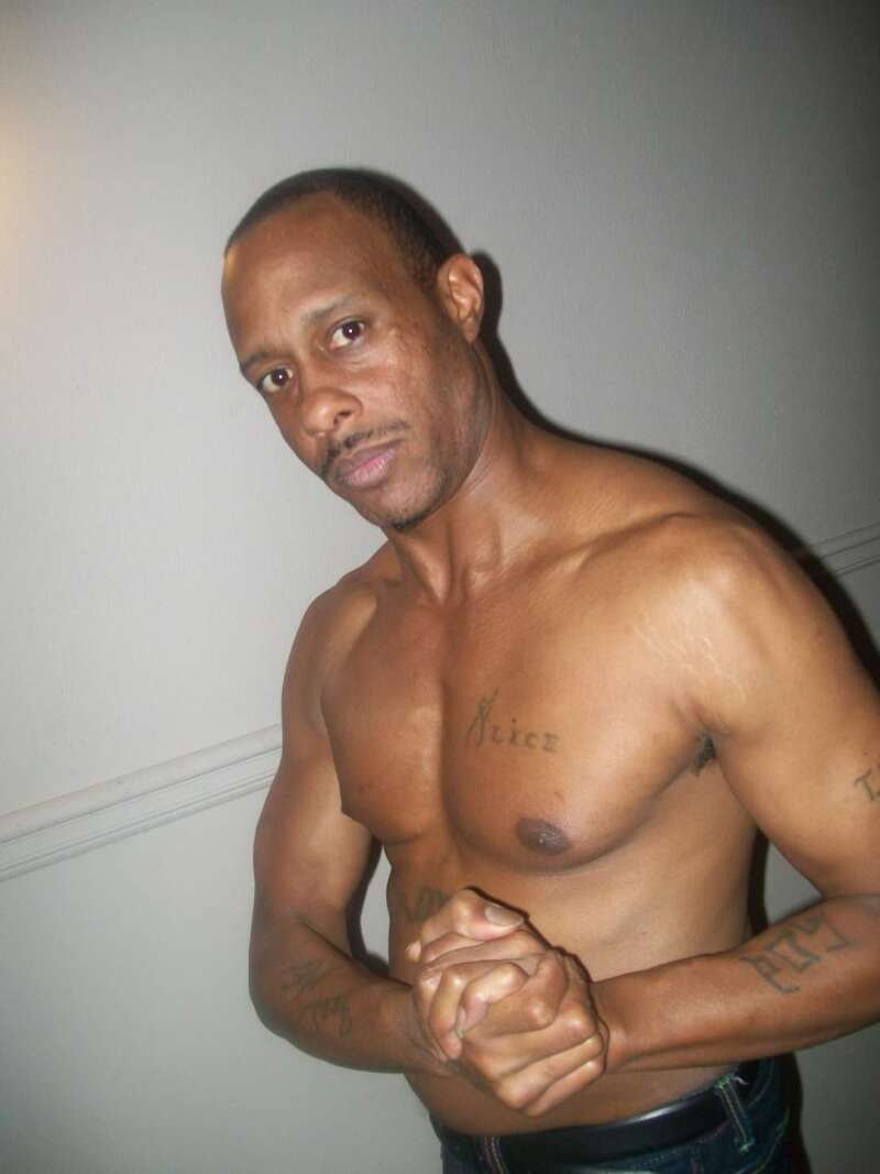 I love to make a woman cum and be free with me now