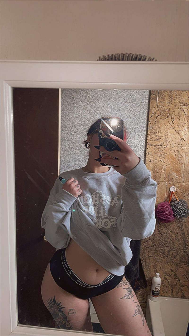 Available for h**k up