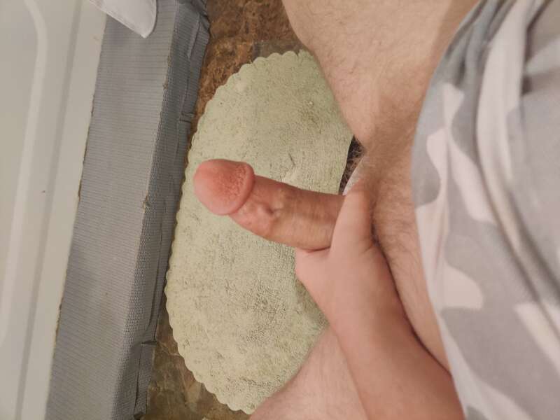 lookin to fuck