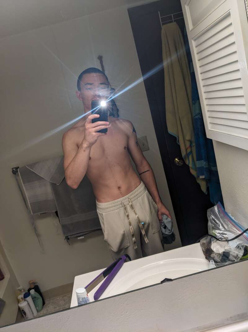 Just looking to sext unless your close to me