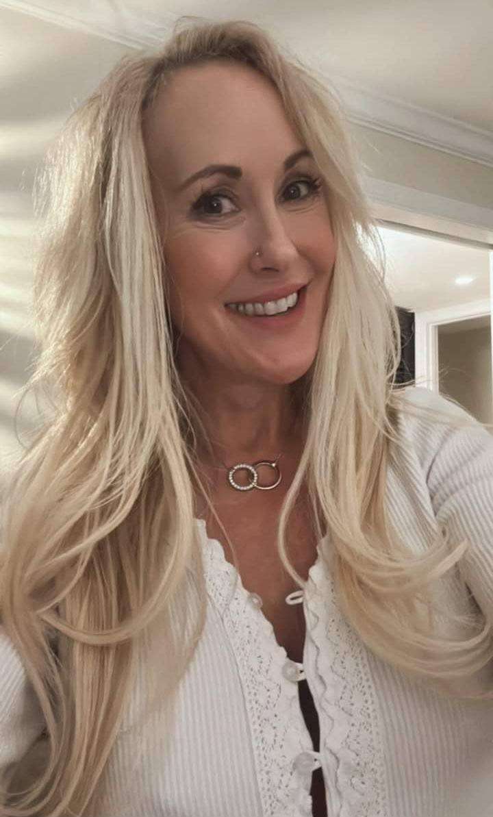Hookup and Massage