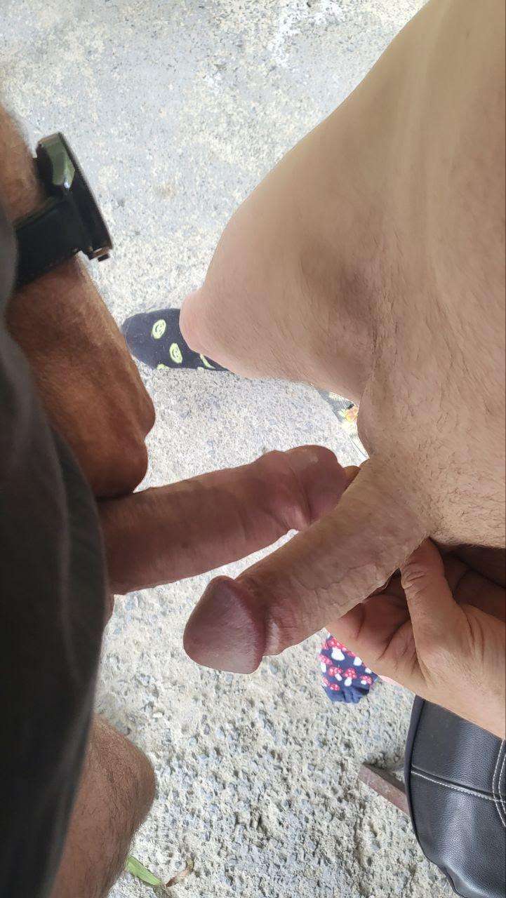 Looking for singles and couples Logan Village