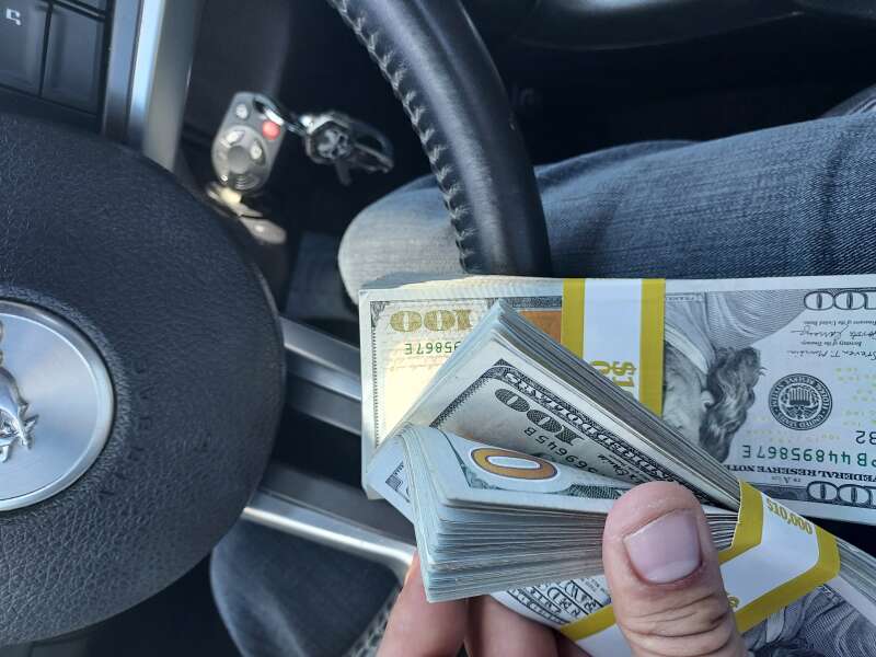 Looking to party... I got the cash... I got the ride.... I got it all. 24 hours