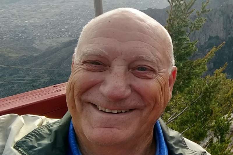 Looking for pussy to eat