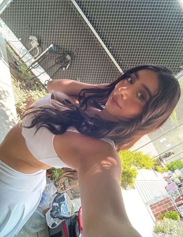 I need a man that can take of me both financially and sexually,kindly message me on my zangi 9711871267