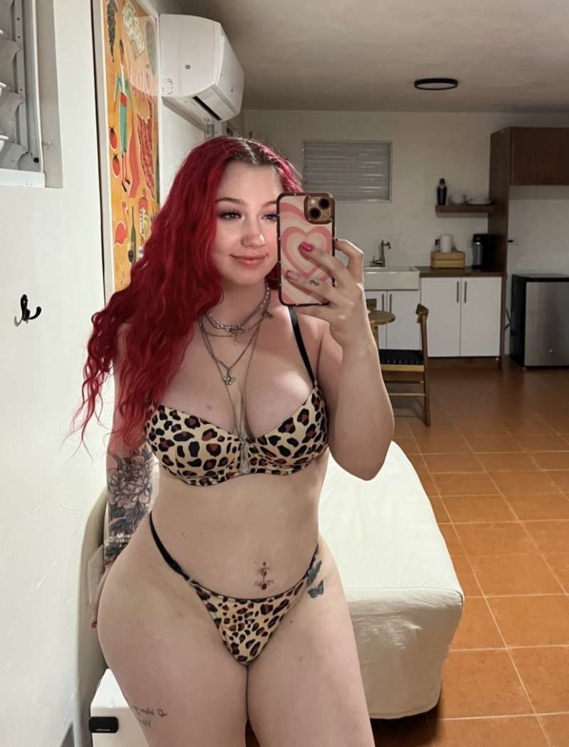 Escort and hookup services Available now