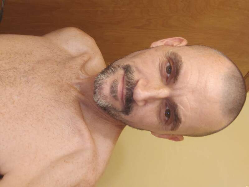 Wanna find a woman to lick..