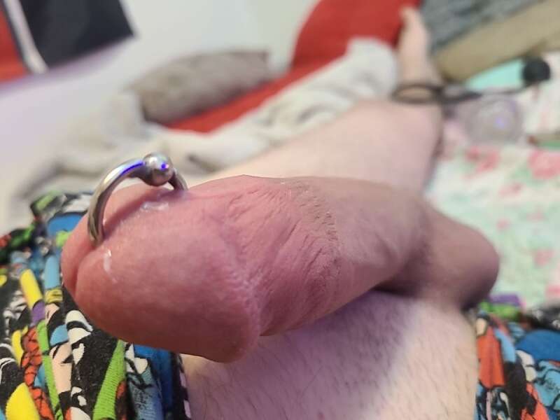 Looking to have a nice warm cunt around my cock