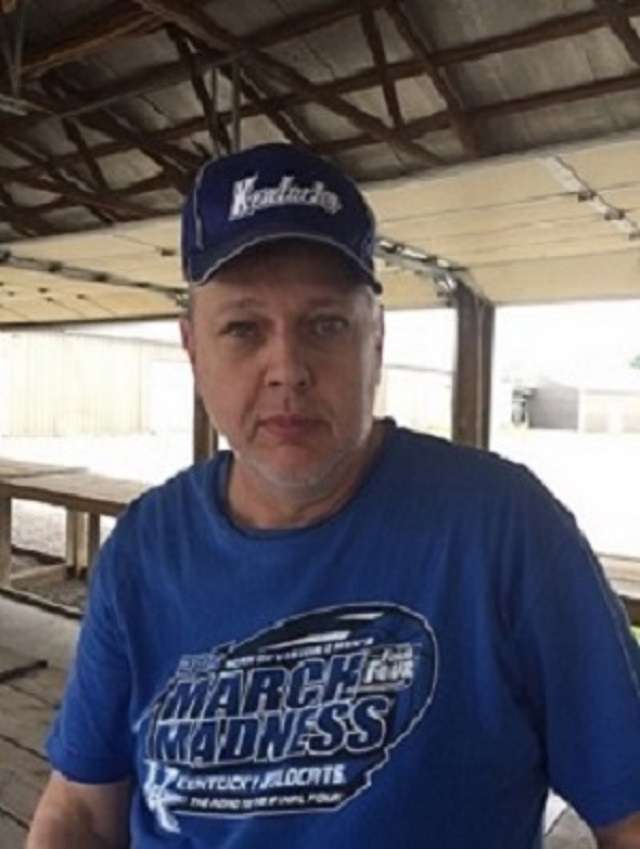 Older Male Looking For Women