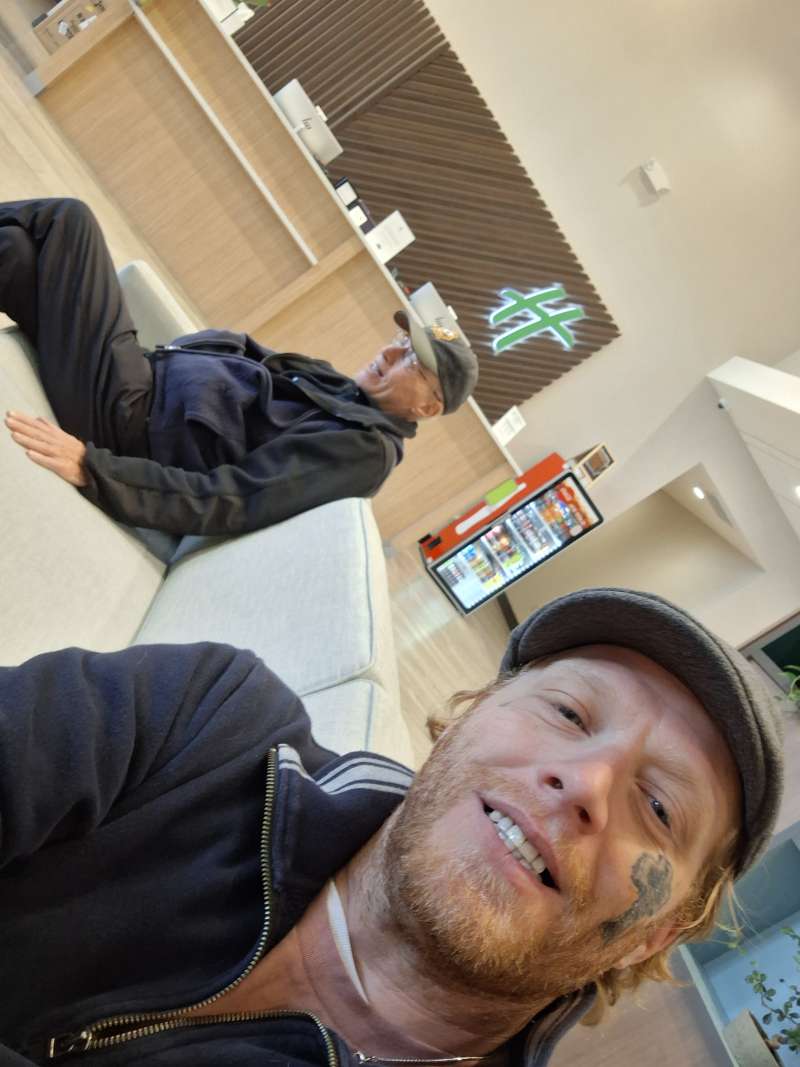 Chill? Warning no drama,,,or evil selfish shit