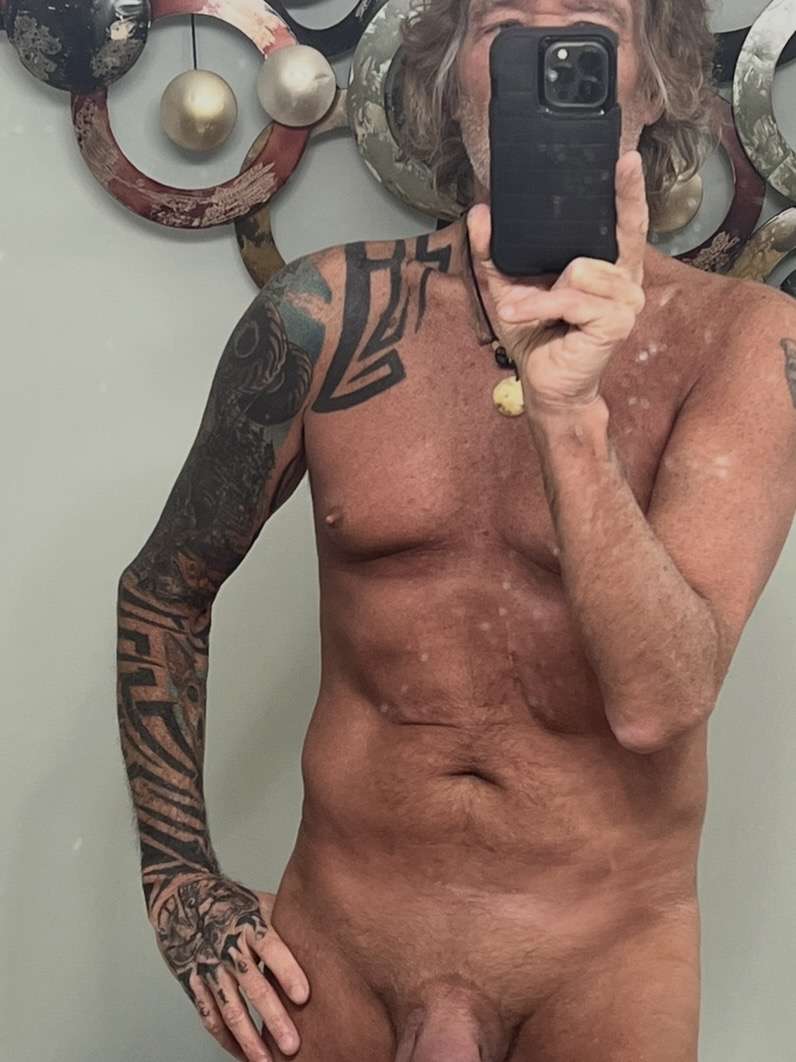 Hit me up if you’re looking for fun chat and who knows what else