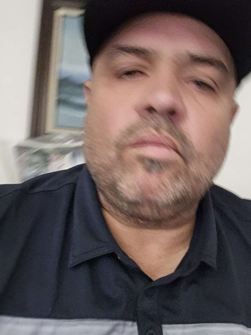 Discreet hookup i live to eat pussy