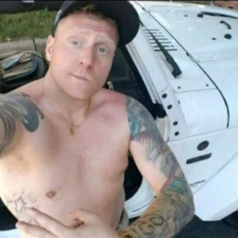 Powerbottom for gangbang