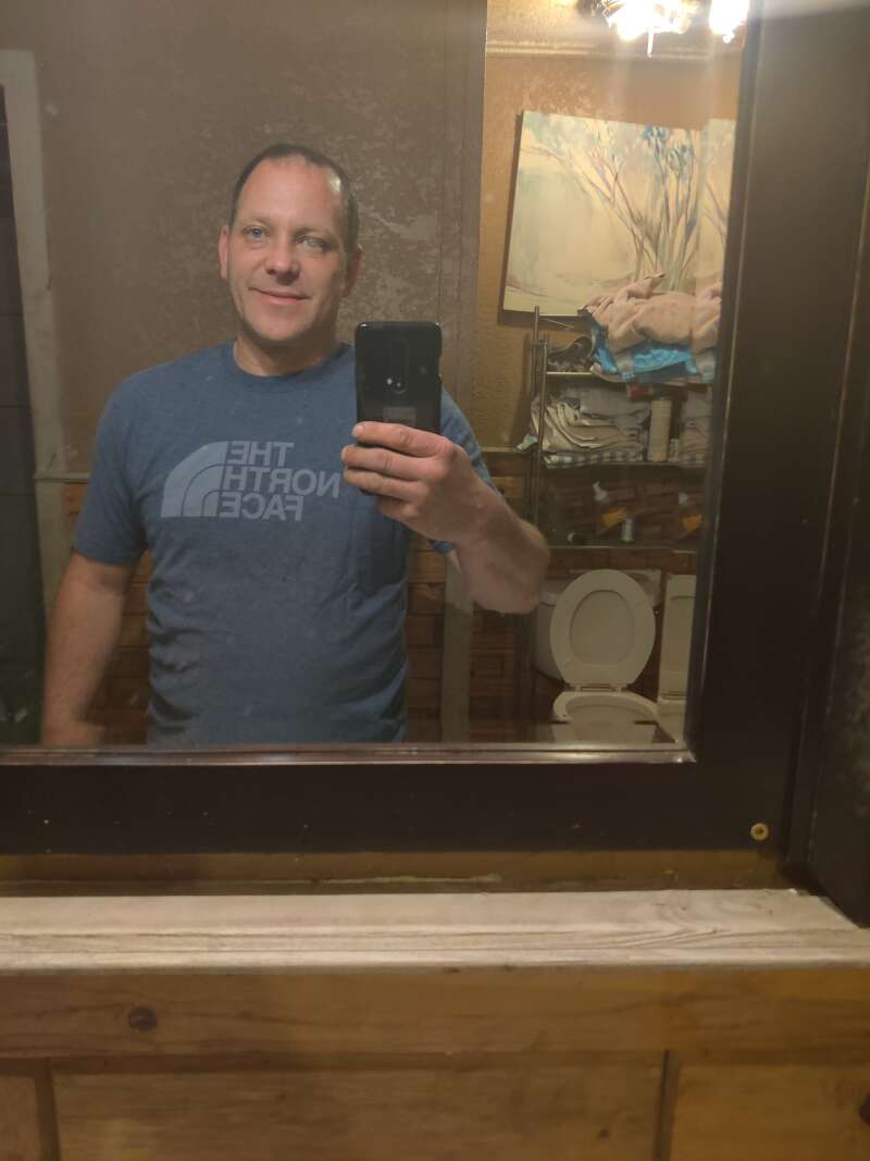 Looking to eat pussy