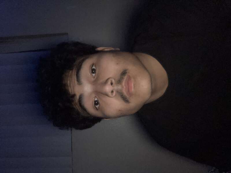 I would love to met up<3