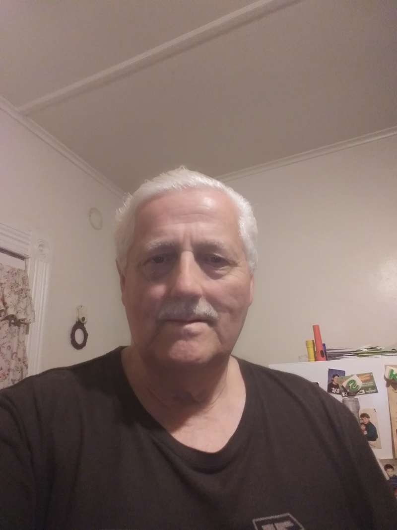 I'm looking for women for oral sex love eating pussy