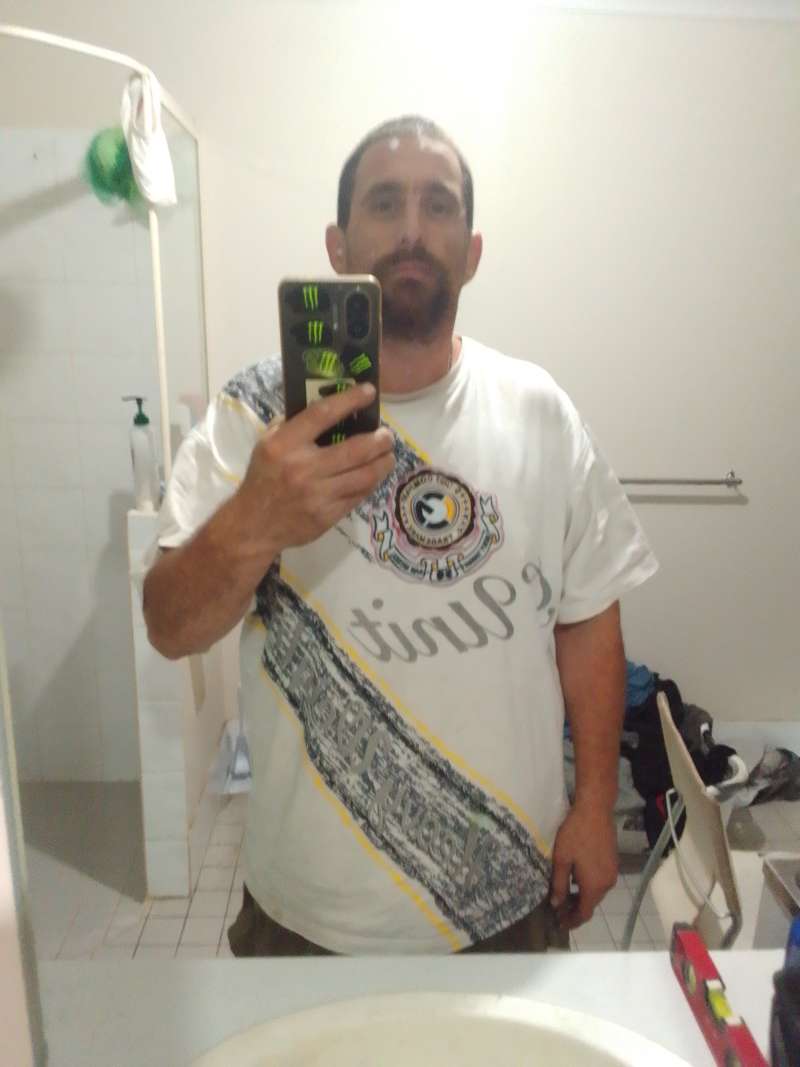 40 male looking for NSA sex