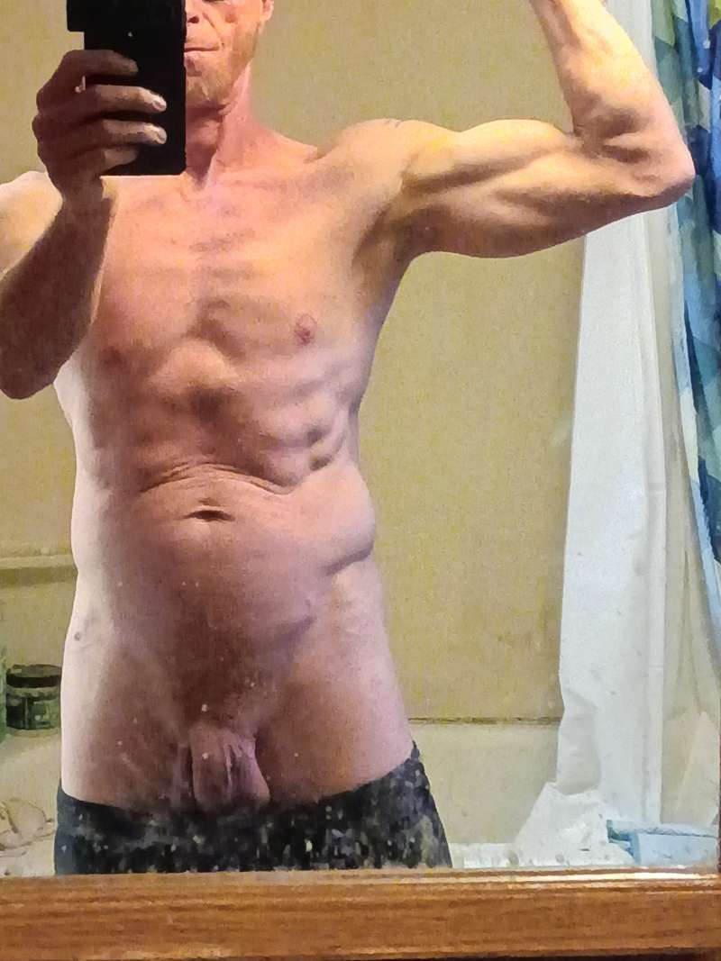 Looking for a summer fling (M4W)