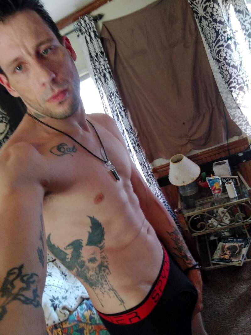 Cute man looking for good sex