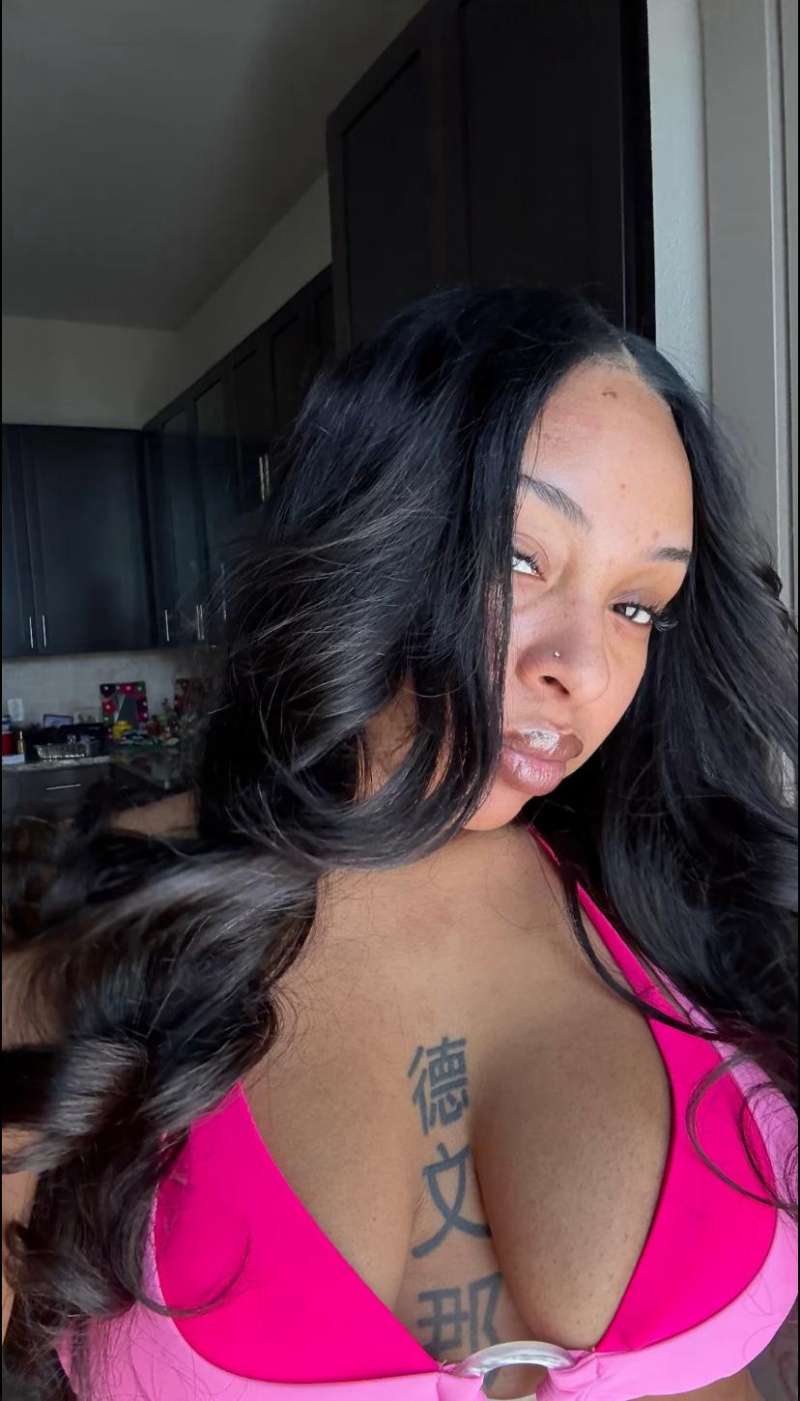 Jenny massage and escort