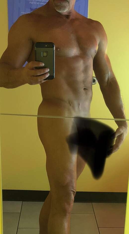 Looking for horny women that want fun tonight in Greeley CO, contact me