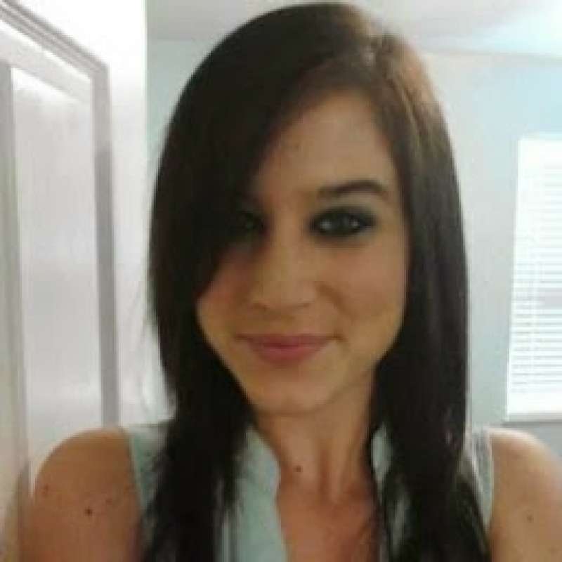 **Besutiful Brunette W/ Sexy Hazel Eyes**