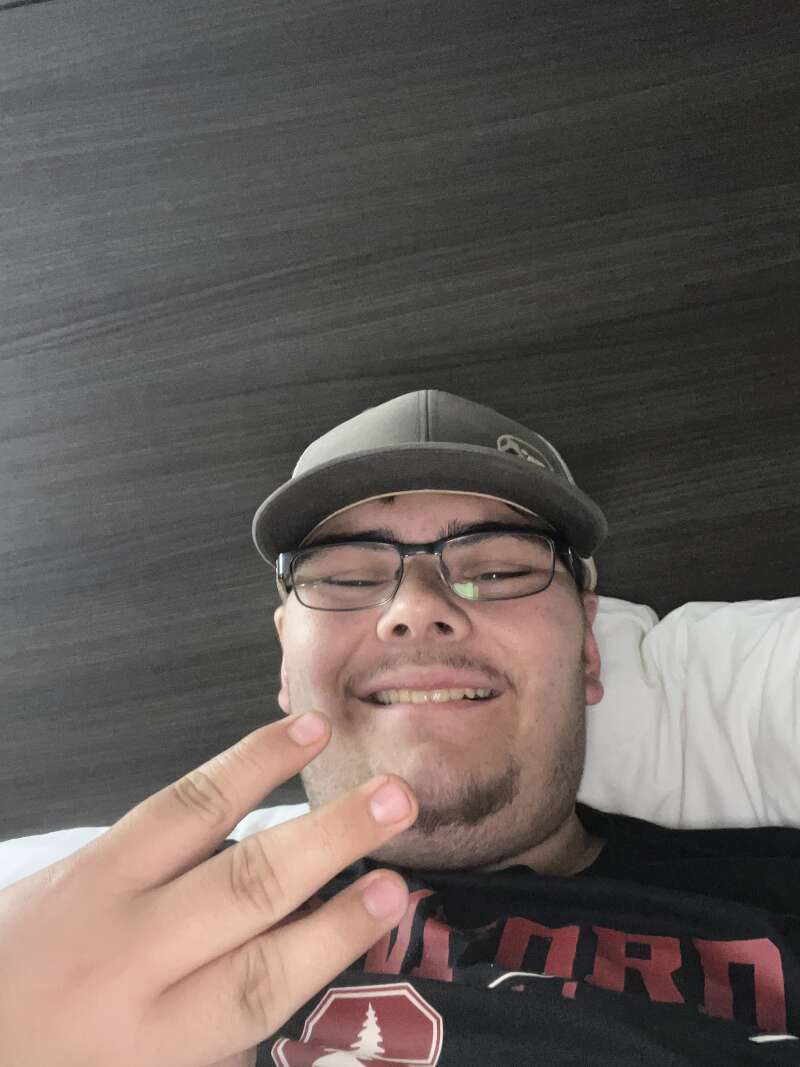Looking for girls to treat like queens