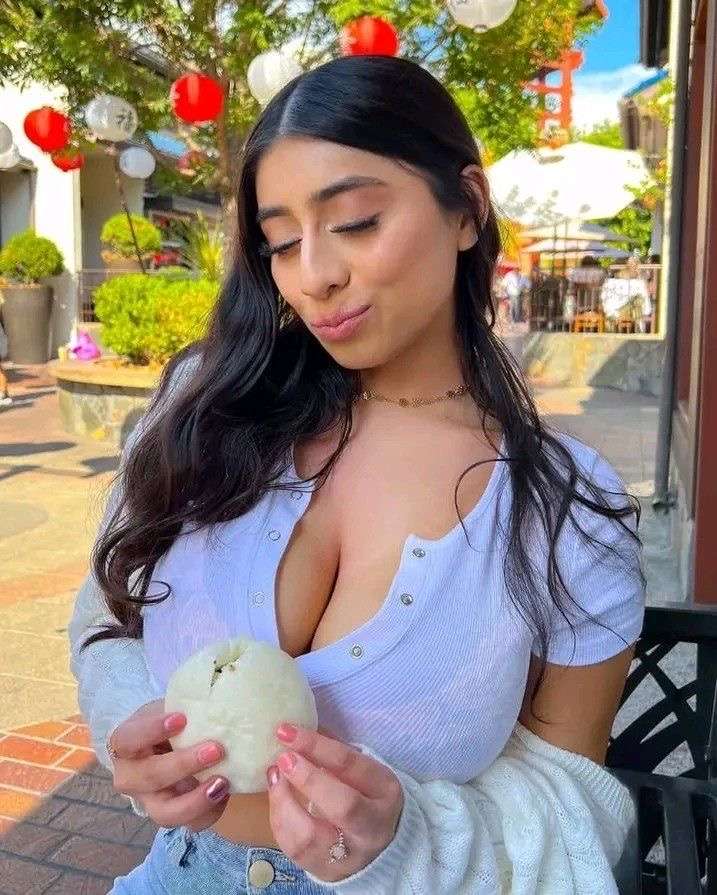 I need a man that can take care of me both financially and sexually,if you can message me on my zangi 9711871267