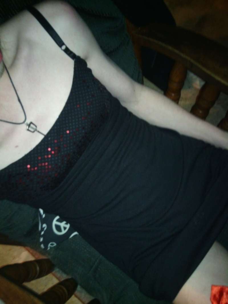 crossdresser looking for sex