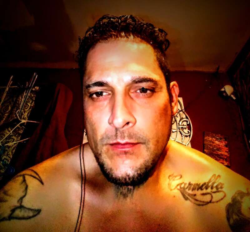 Looking to lick pussy now9018082430