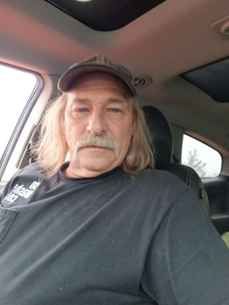 Looking for older mature lady's that need hot passion dates