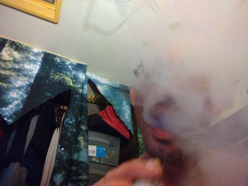 Looking for horny chick who likes dope and to fuck will pay$ trade